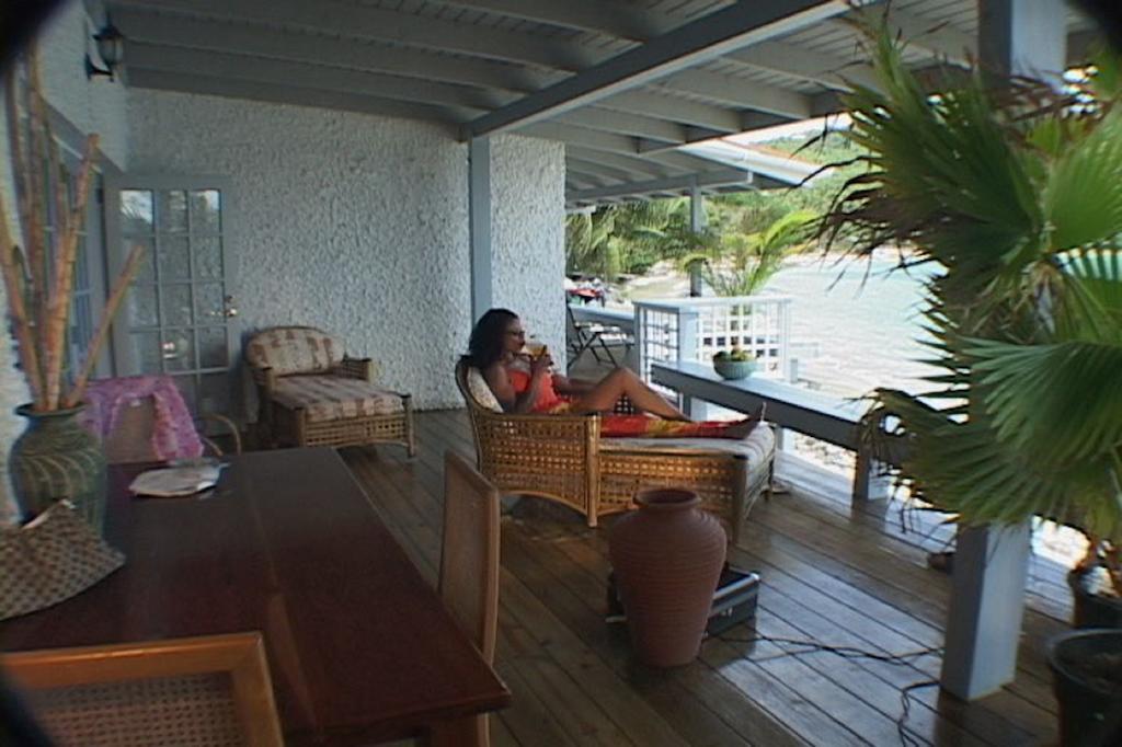 Bequia Beachfront Villa Hotel Friendship Bagian luar foto