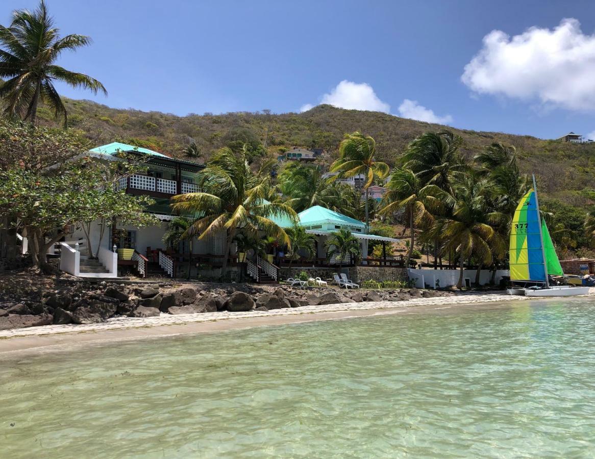 Bequia Beachfront Villa Hotel Friendship Bagian luar foto