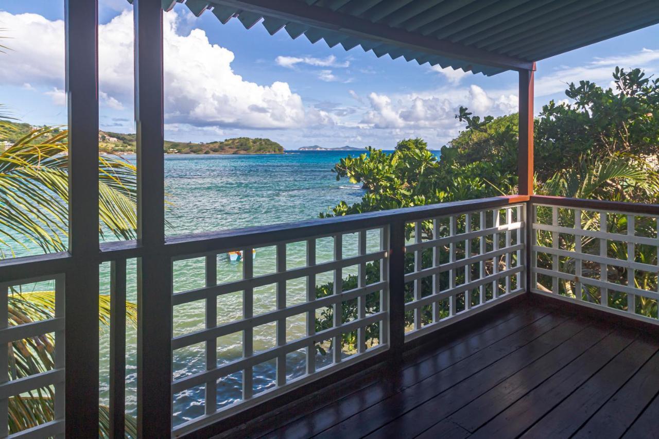 Bequia Beachfront Villa Hotel Friendship Bagian luar foto